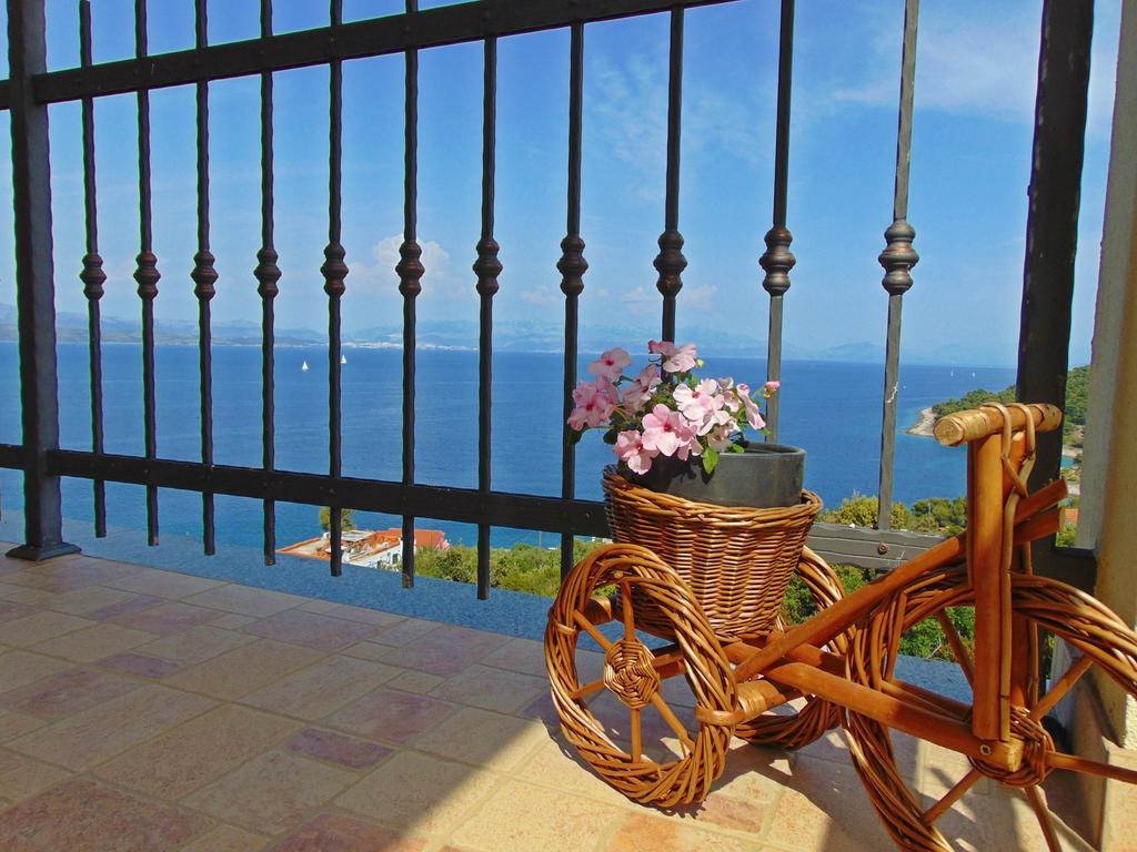 Vila Vita Donje Selo na Šolti Kamer foto
