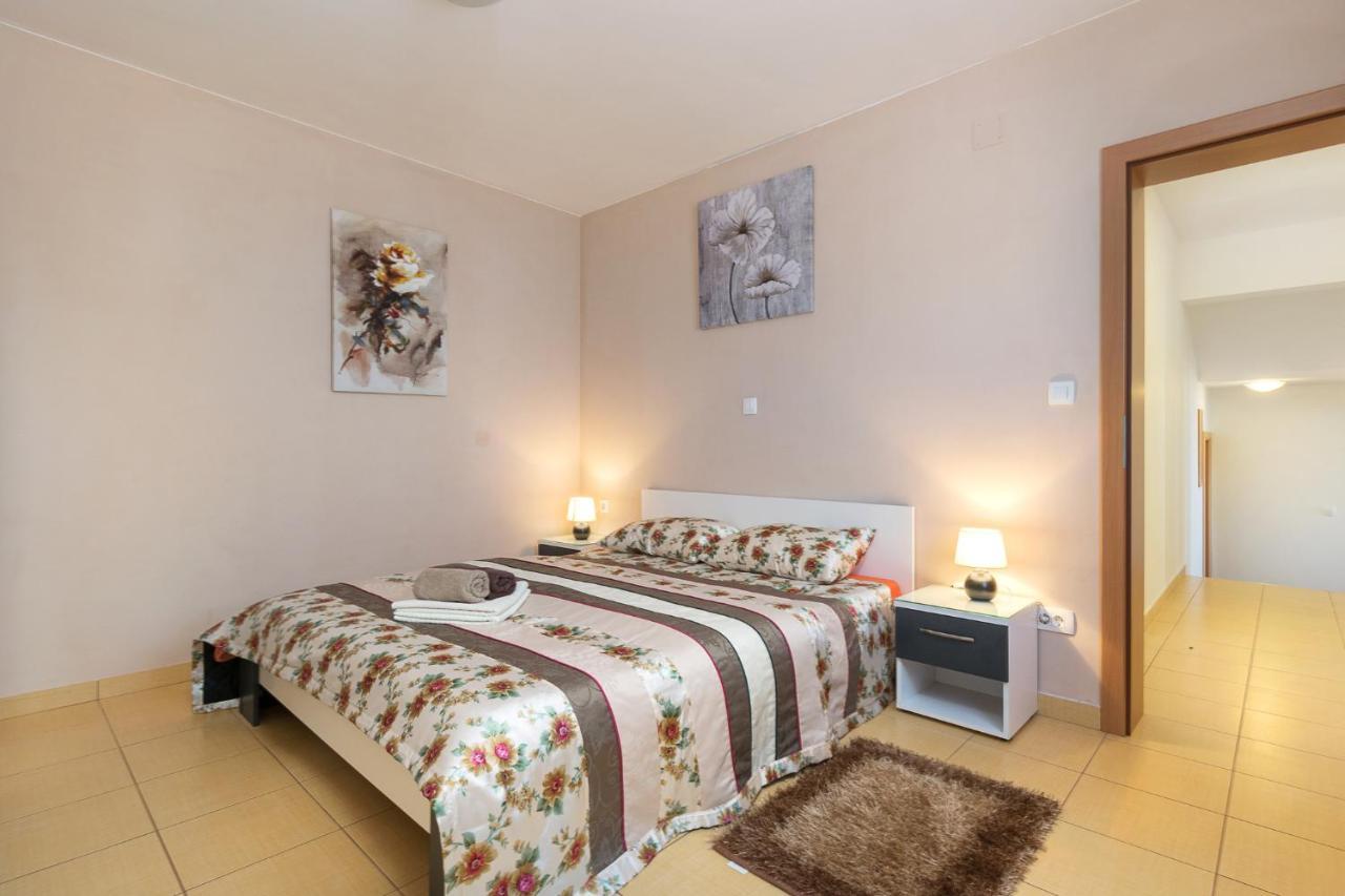Vila Vita Donje Selo na Šolti Buitenkant foto